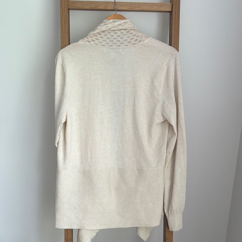 KAREN SCOTT | Large Cream Cable Knit Cardigan Sweater - Picture 5 of 5